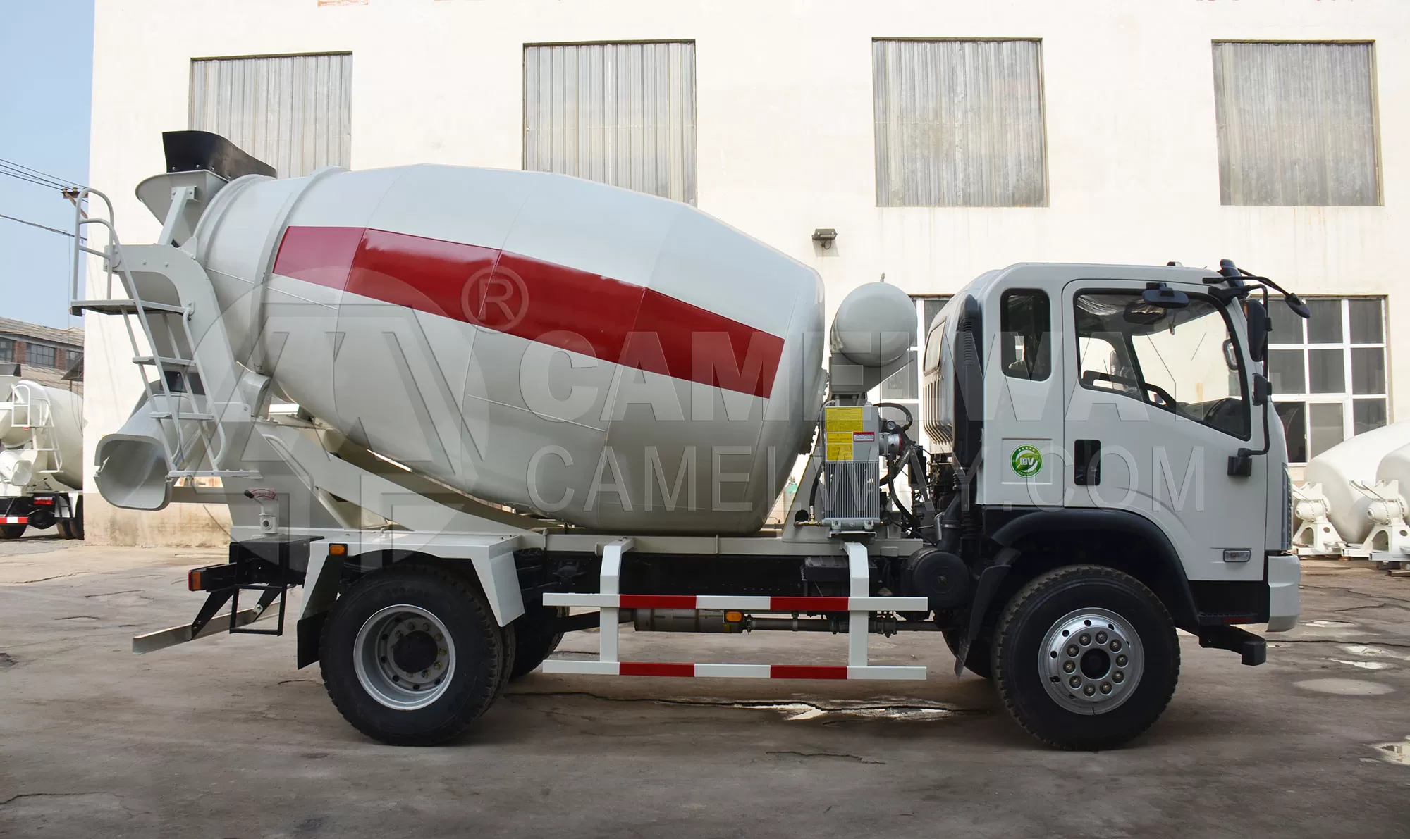 Camion-Toupie, Camion malaxeur, Bétonnière portée - Camelway Africa